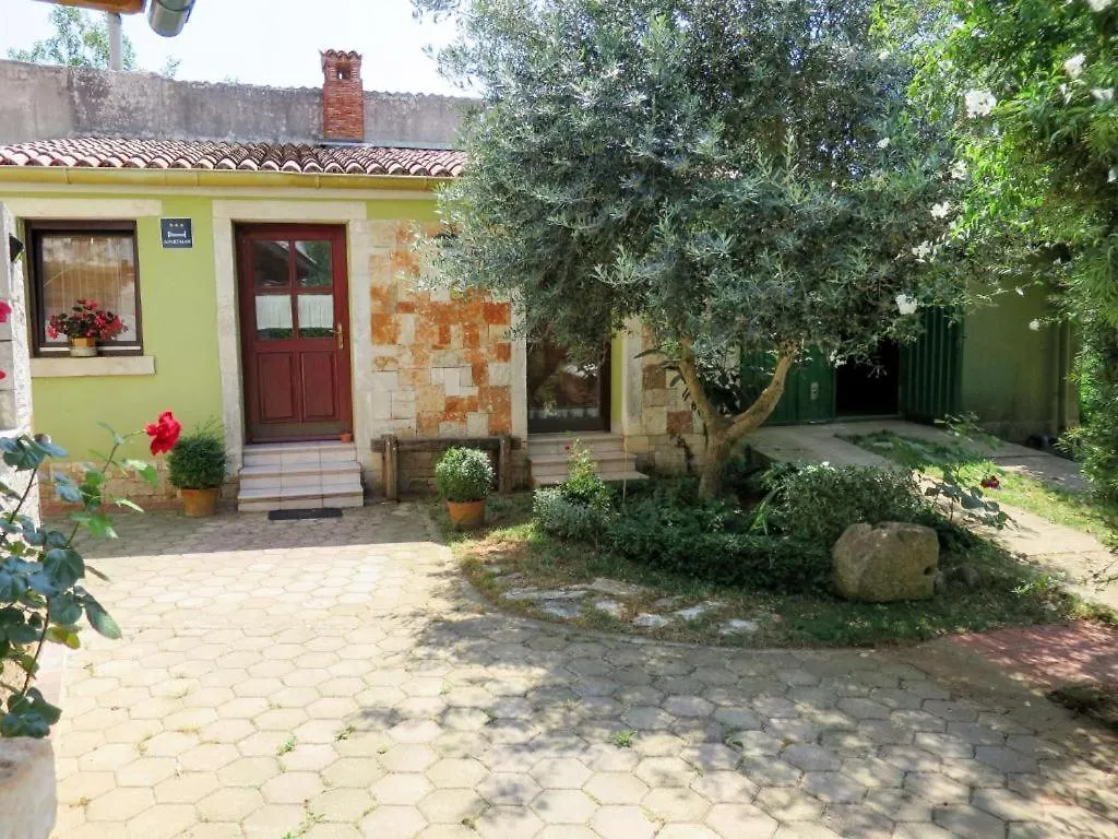 Casa vacanze Casetta Olivetta Šišan Croazia
